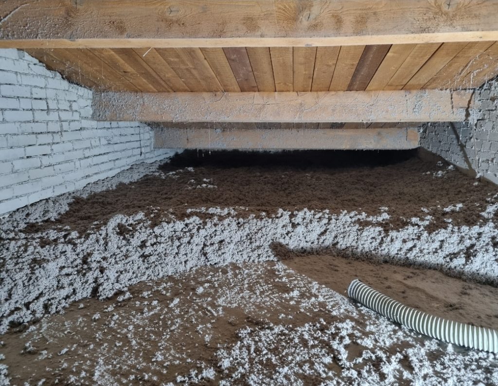 VvE Den Haag 1000m2 Isofloc cellulose isolatie